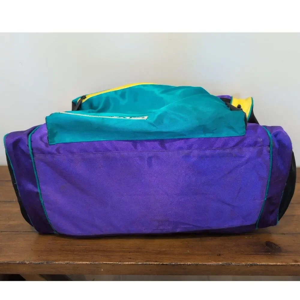 LA GEAR Vintage 80s 90s Retro Neon Gym Duffel Travel Bag
